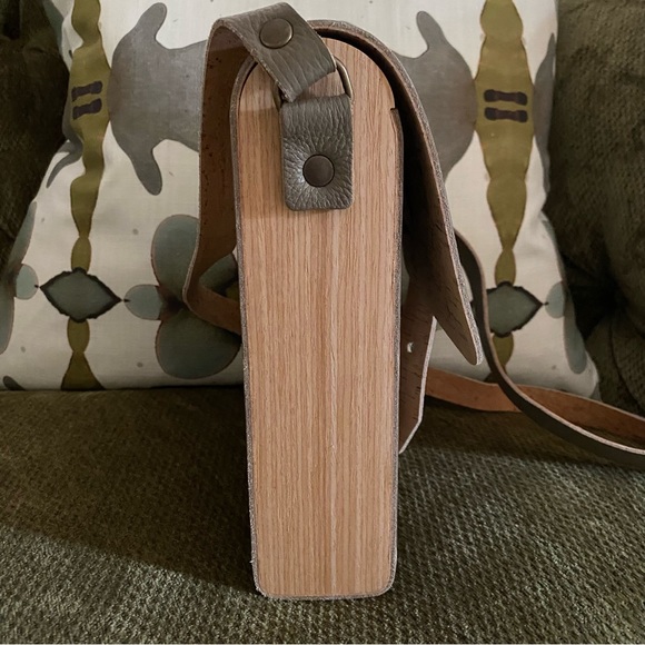 Portuguese Cork/Leather Shoulder Messenger Bag - Picture 7 of 11